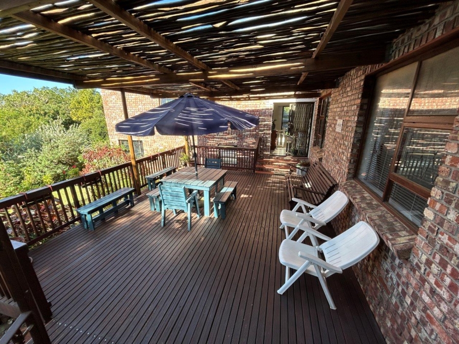4 Bedroom Property for Sale in Noorsekloof Eastern Cape